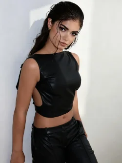 adeliya_petrosian-20260701_180721-732571848_18101505038178889_1600291958991442204_n.webp